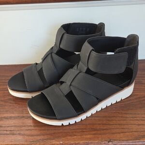 Dr Scholls Got This sandal in black size 7